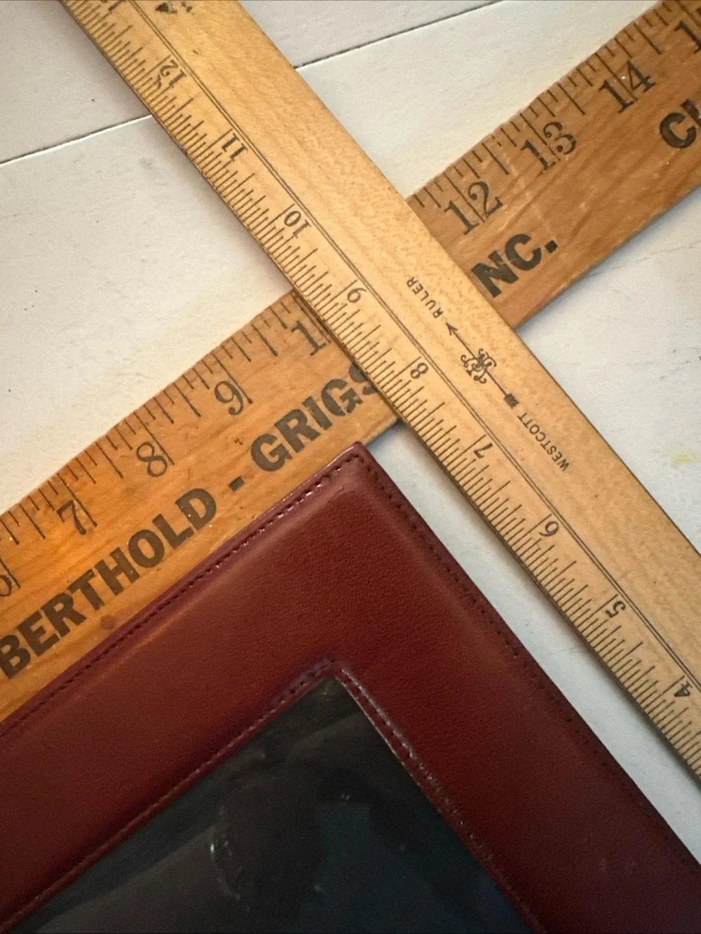 LEATHER PICTURE FRAME FITS 5X7